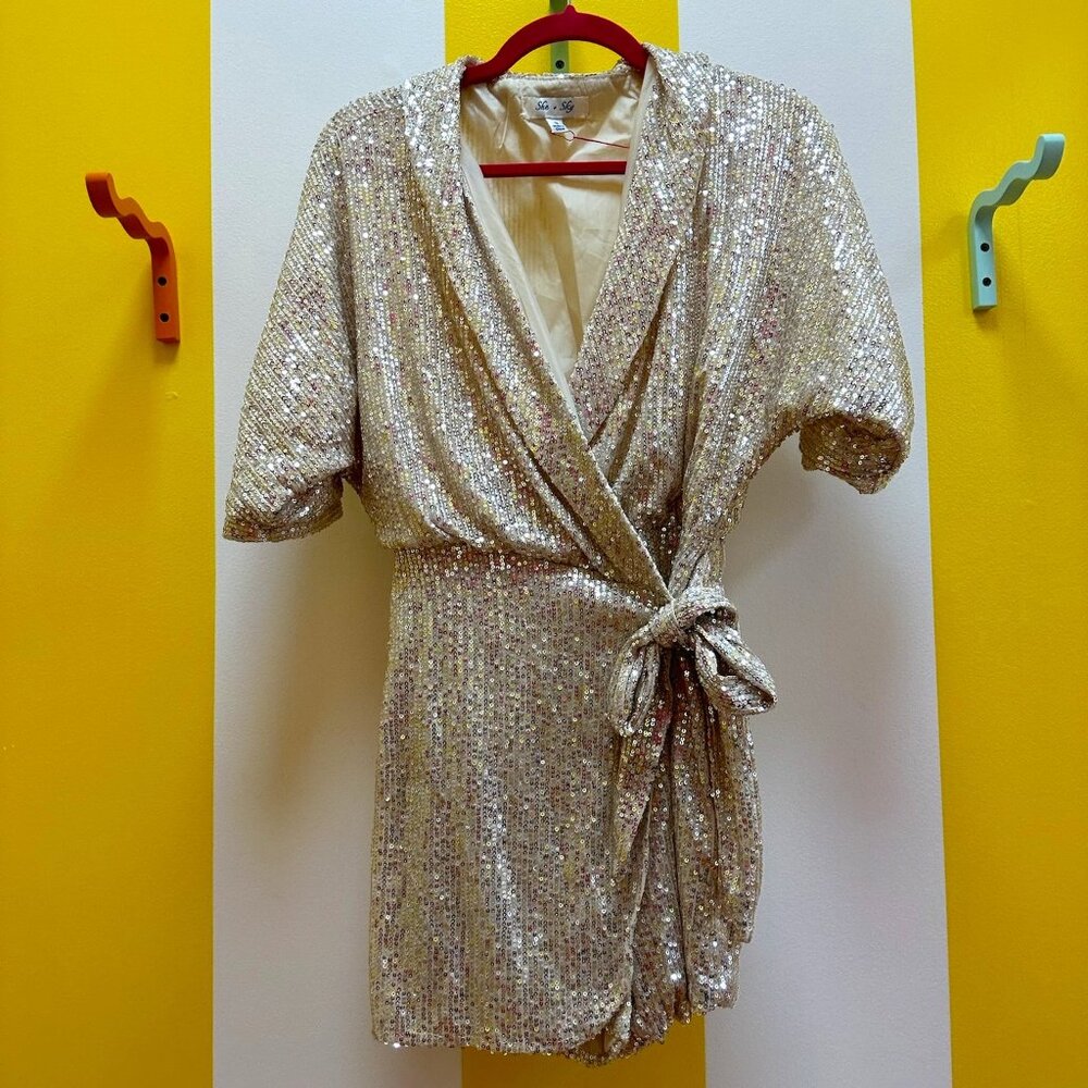 She & Sky Gold Sequin Wrap Romper Size Small